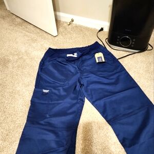 Cherokee womens scrub pants size medium Tall, Navy blue.  never worn
